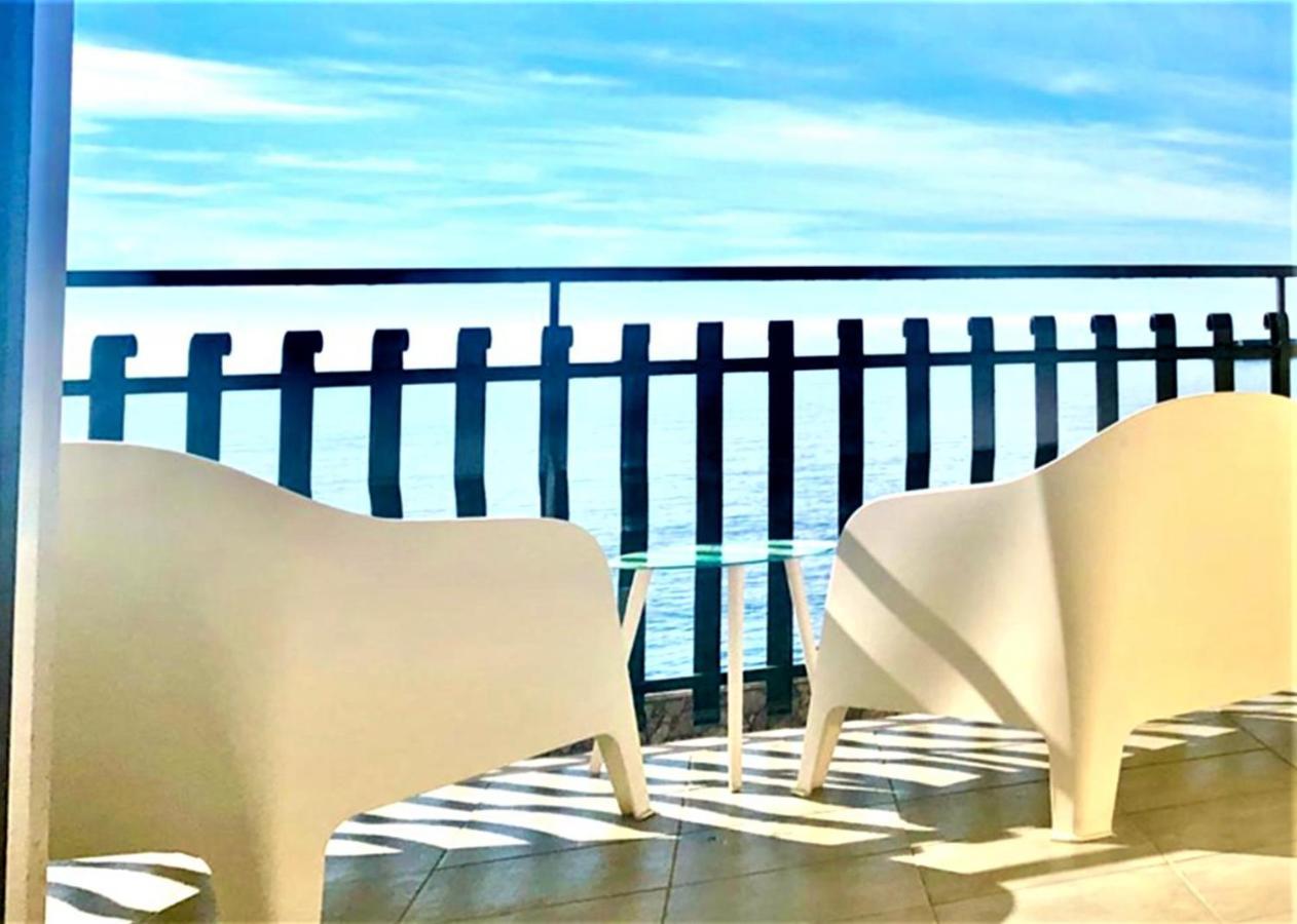 ジャルディーニ・ナクソスVacanzenaxos - Casa Frontemareアパートメント エクステリア 写真